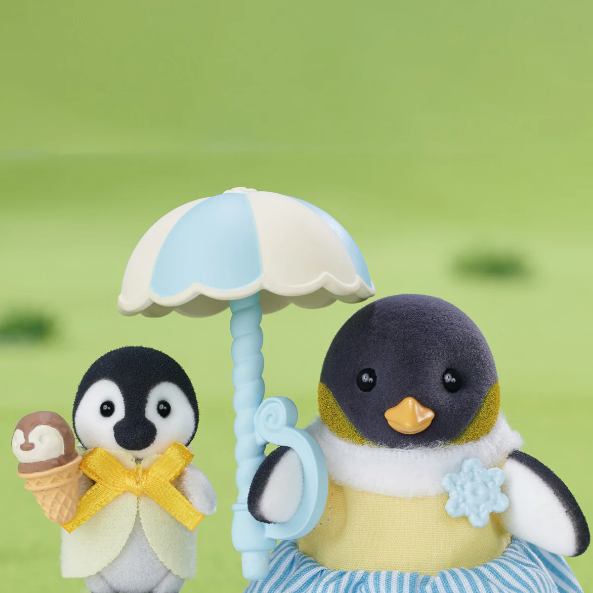 Calico Critter Penguin Family - Image 2