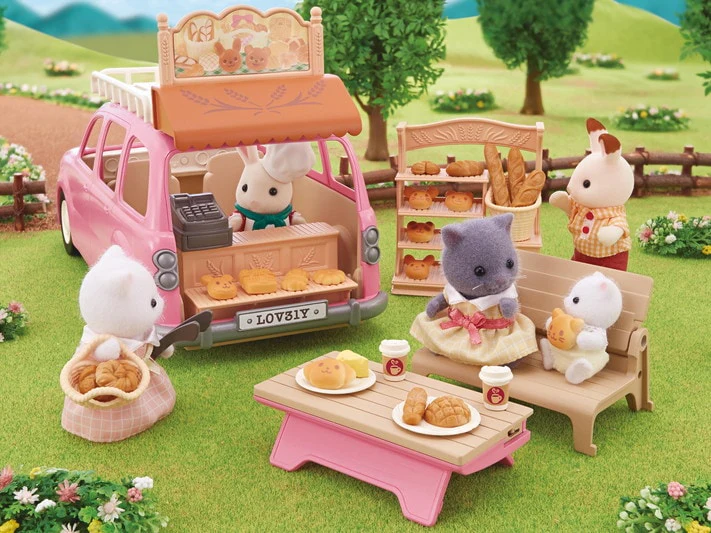 Calico Critters Bakery Shop Starter Set - Image 4