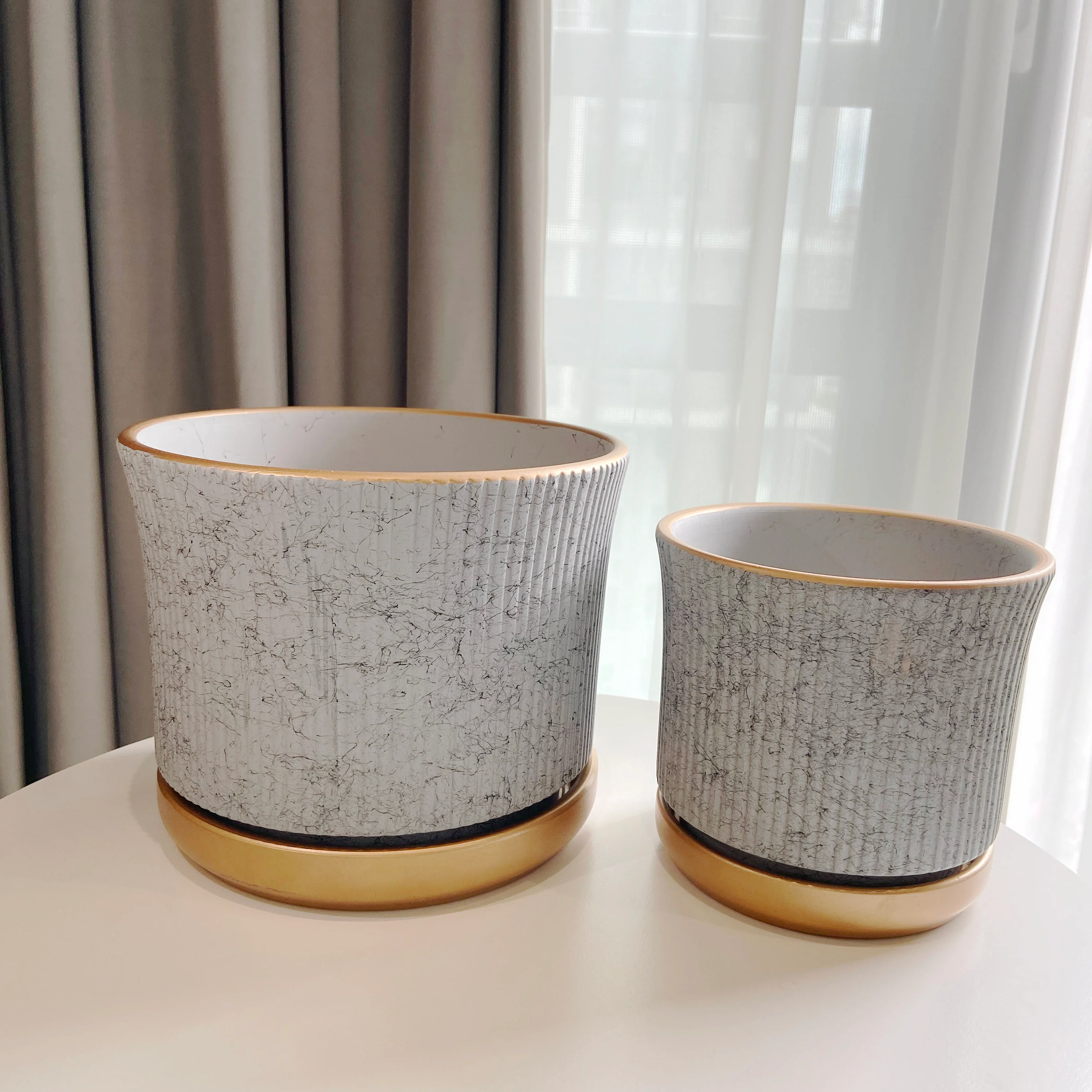 Marble Texture with Saucer - Image 2
