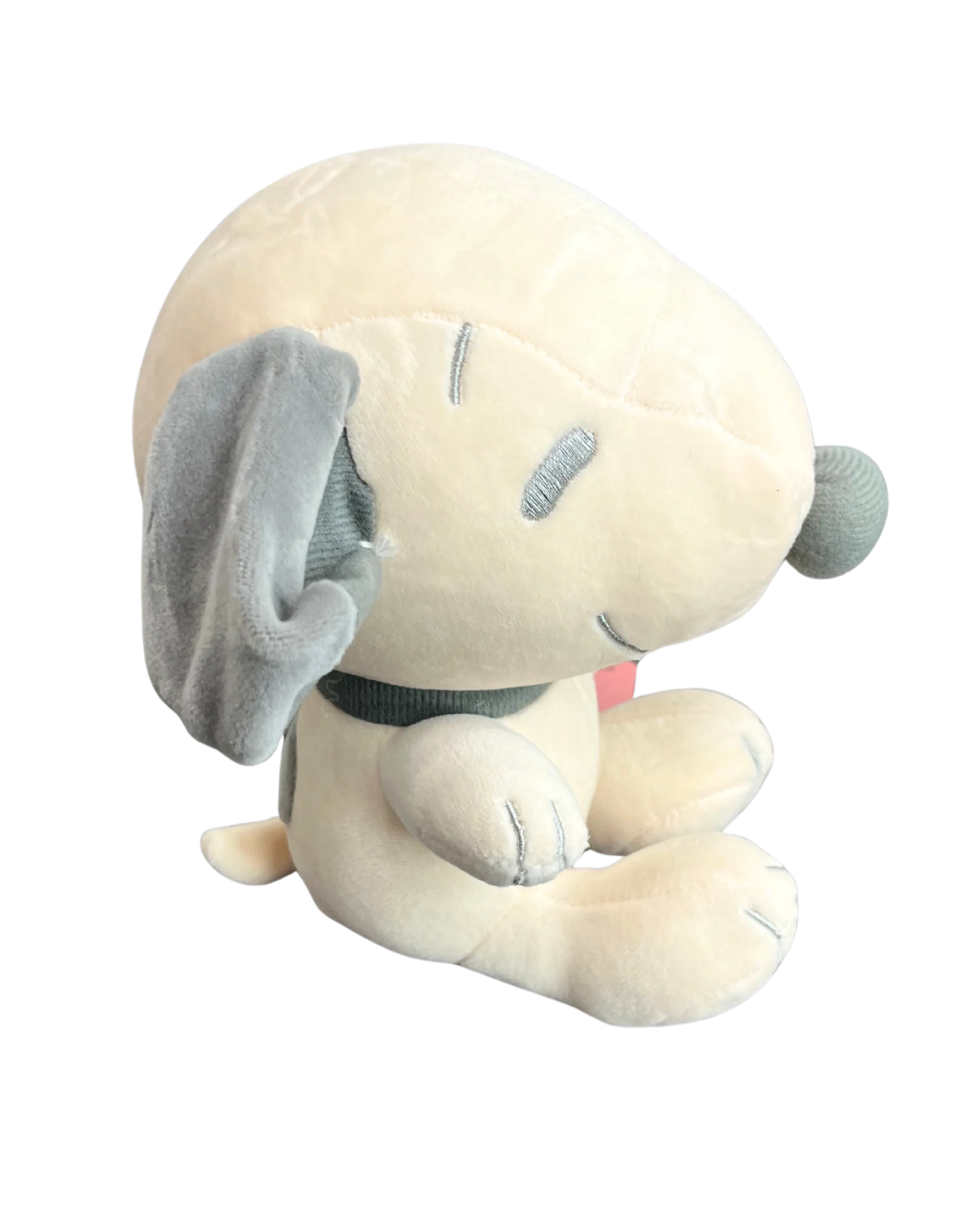 Peanuts Snoopy Sitting Plush - Image 3