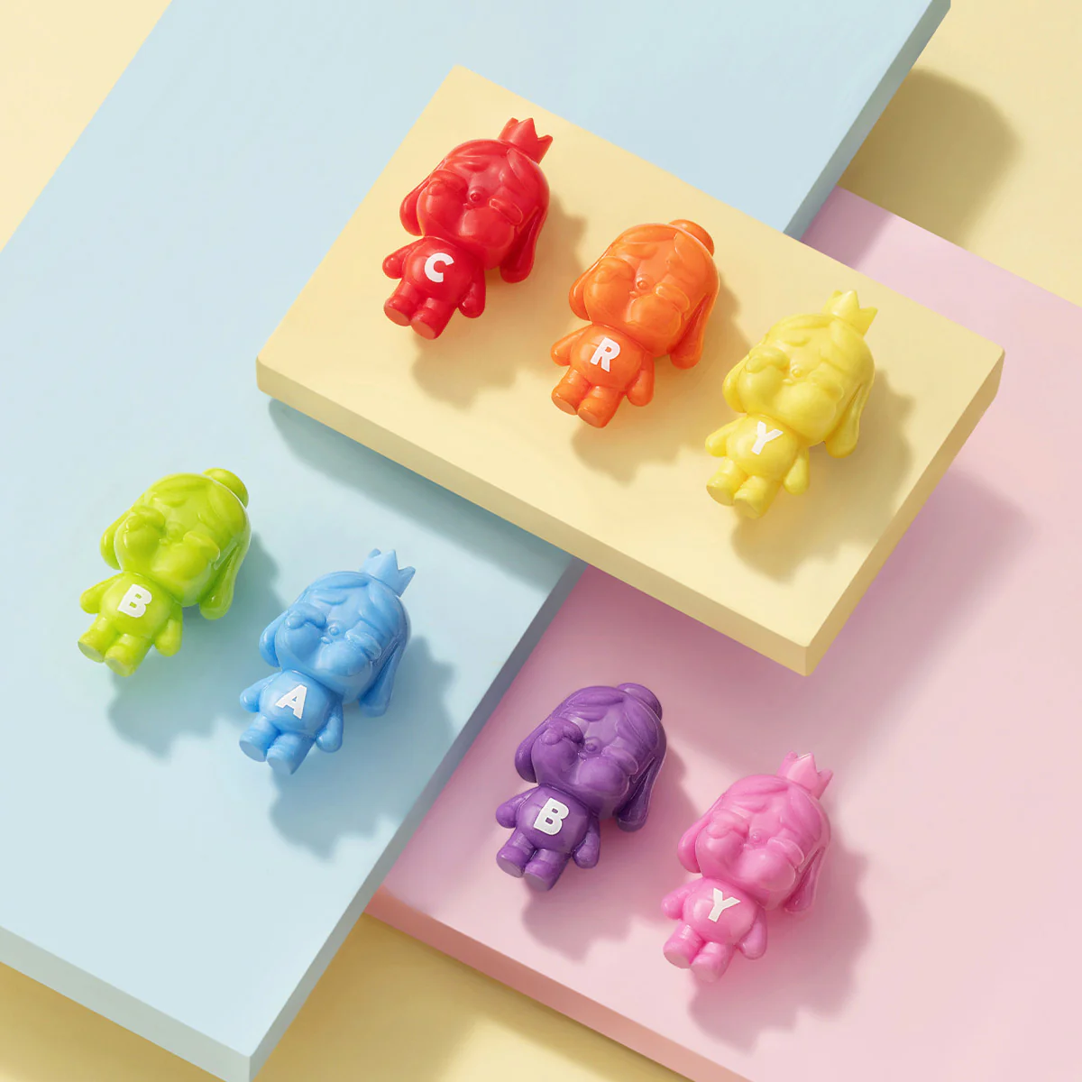 POP BEAN CRYBABY MINI FIGURE - Image 3