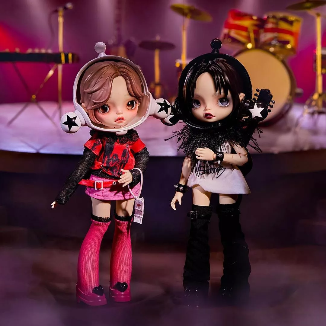 POPMART SKULLPANDA × NANA Osaki Nana Action Figure - Image 3