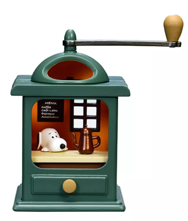 Re-Ment PEANUTS: Snoopy Antique Diorama Collection - Image 2