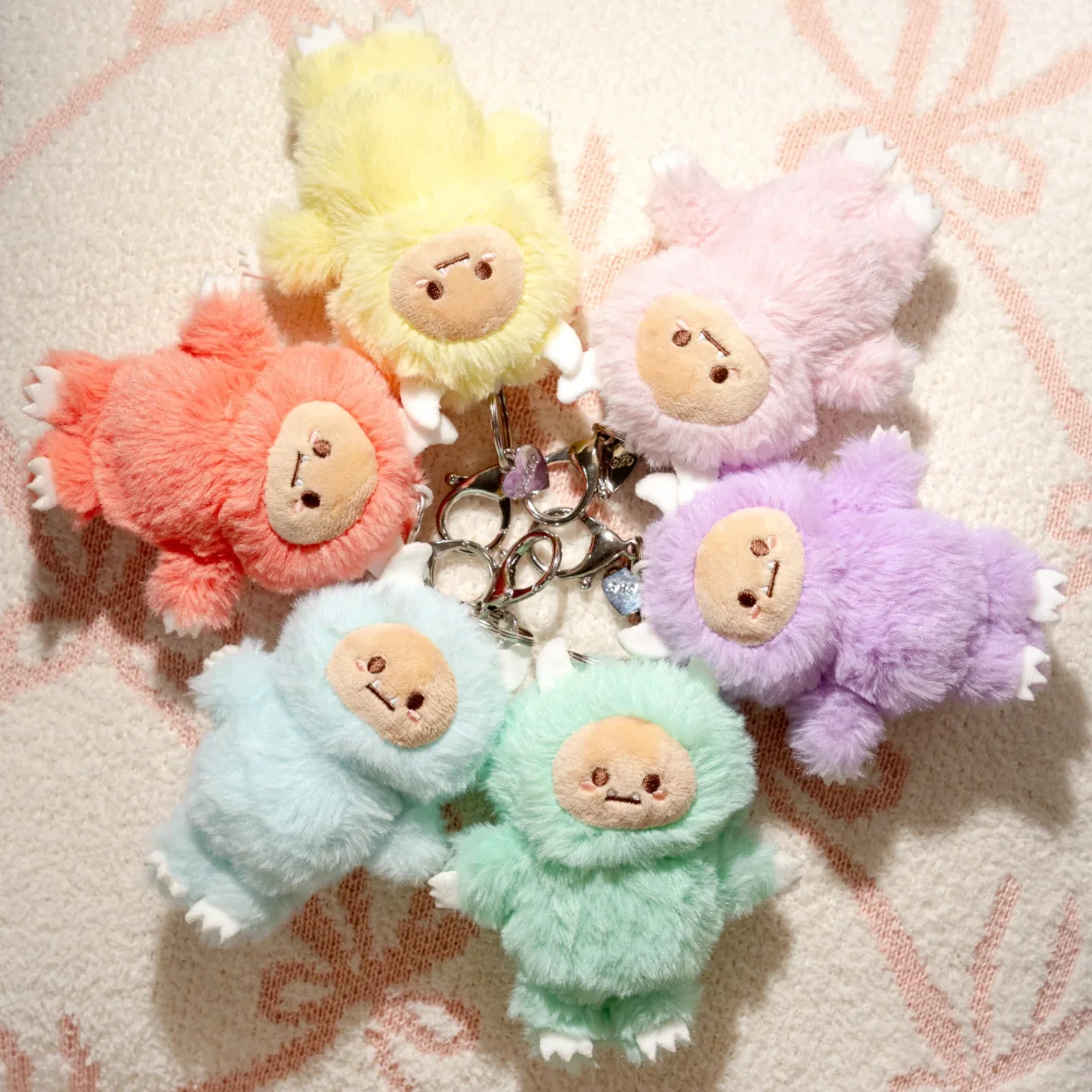 Smoko Hank Yeti Goes Pastel Blind Box Bag Charm