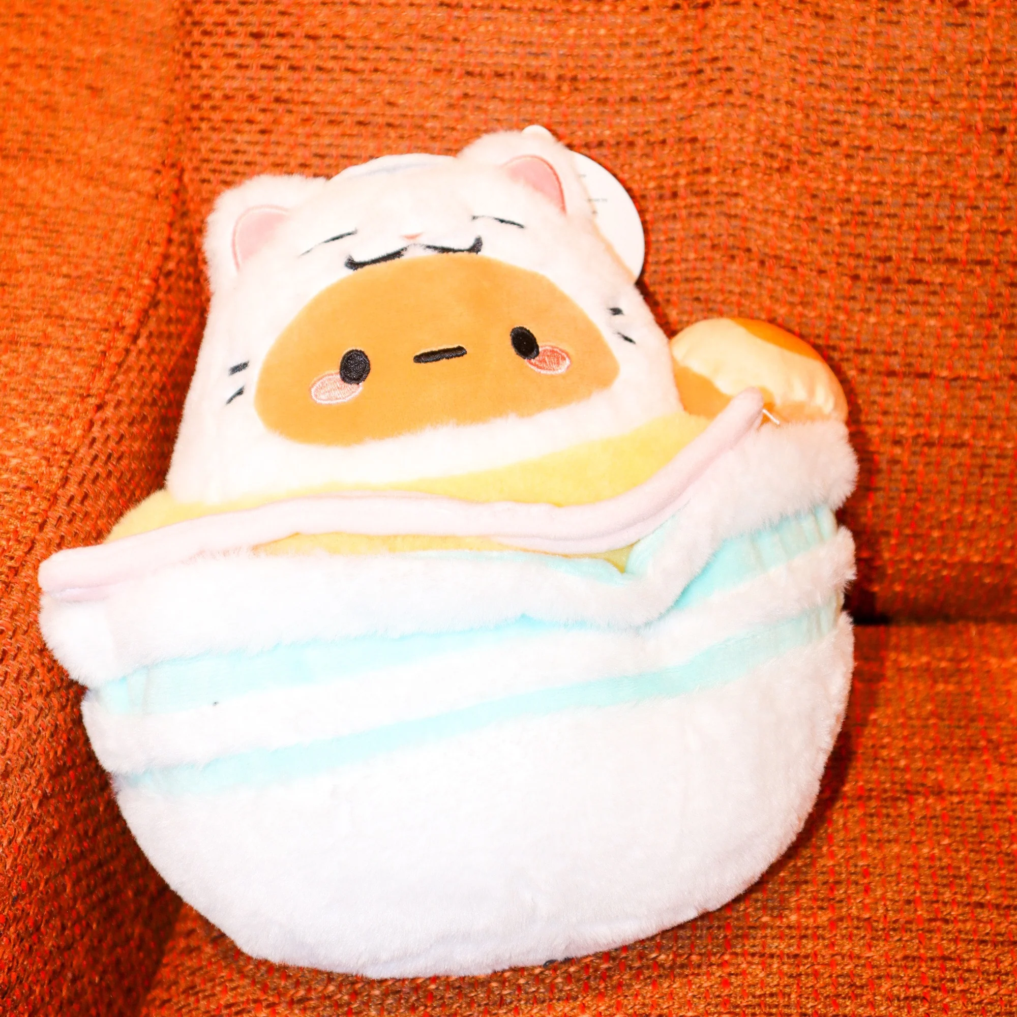 Smoko Ramen Cat Tayto Mochi Plush - Image 4